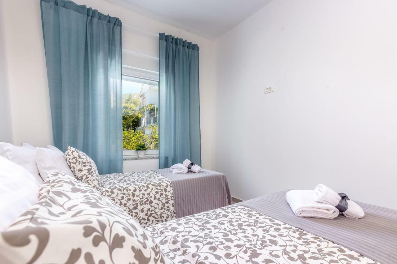 Villa Veronique Dramalj Exteriör bild
