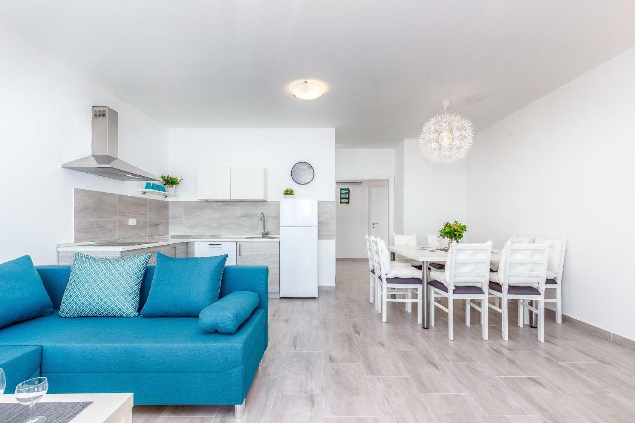 Villa Veronique Dramalj Exteriör bild