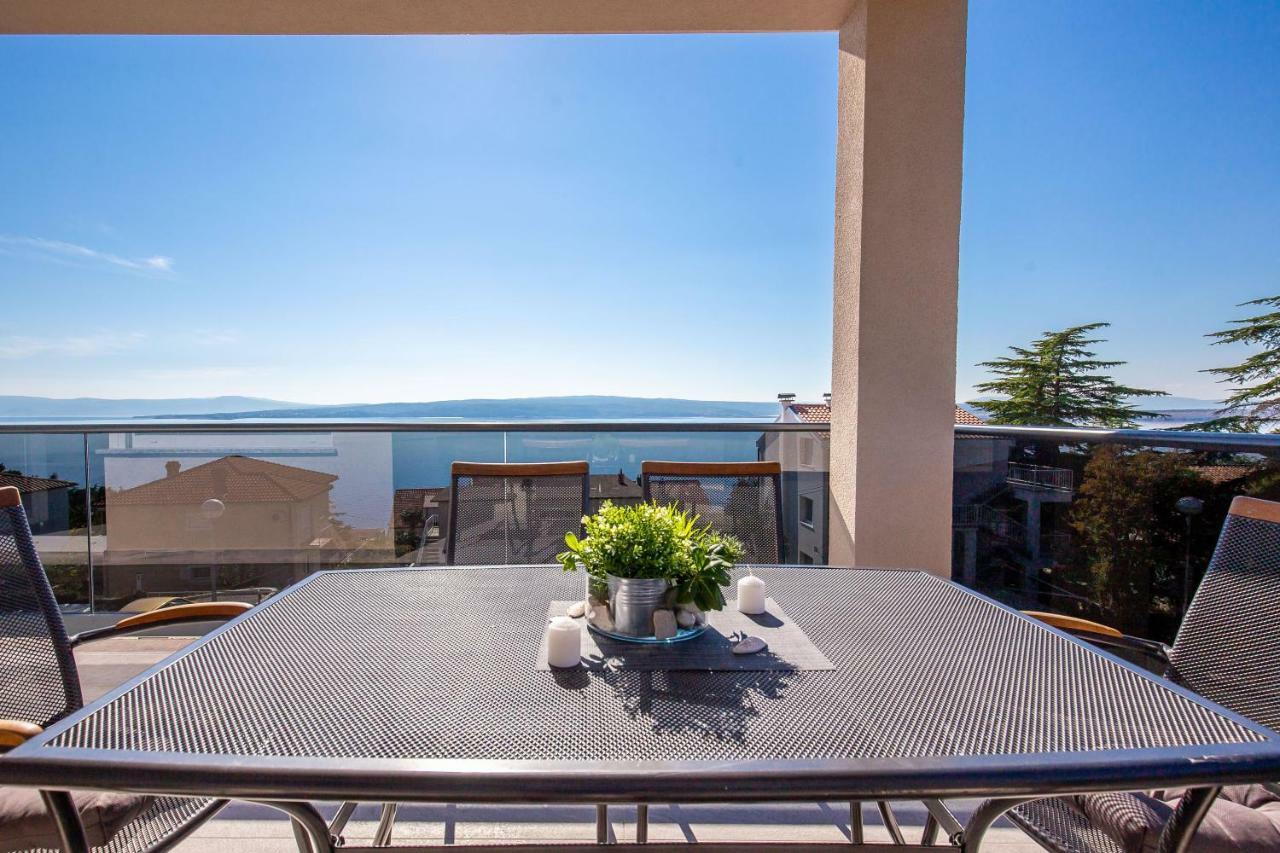 Villa Veronique Dramalj Exteriör bild