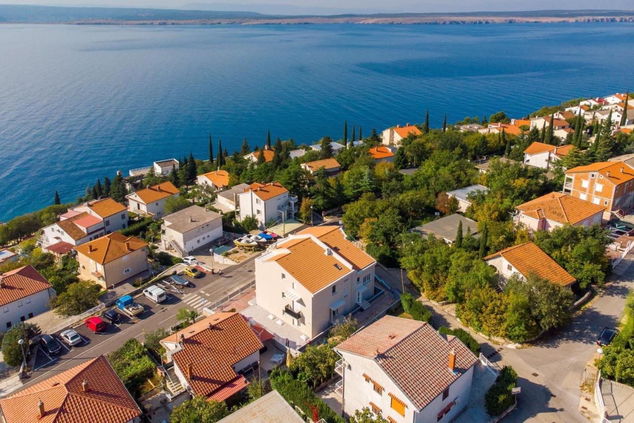 Villa Veronique Dramalj Exteriör bild