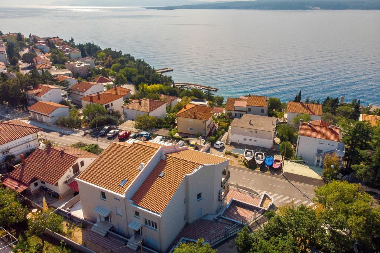 Villa Veronique Dramalj Exteriör bild