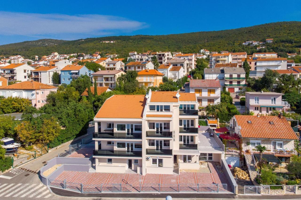 Villa Veronique Dramalj Exteriör bild